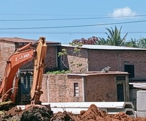 Proyek PT. APG West Kampar Diduga Langgar UU! Warga Teriak Rumah Retak, Paku Bumi Jadi Biang Masalah
