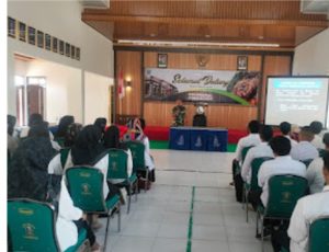 Danramil 06 Sukorejo Kodim Ponorogo Beri Materi Wasbang Kepada Siswa BLK