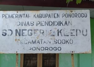Purnawiyata SDN 2 Klepu Di Warnai  Pungutan Yang Memberatkan Wali Murid . ‎ ‎